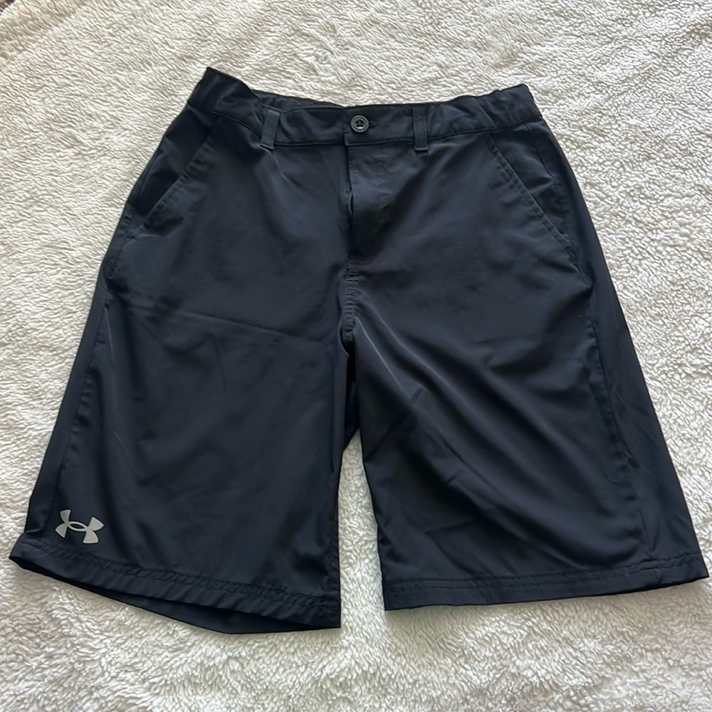 Under Armour boys Shorts - Size 16